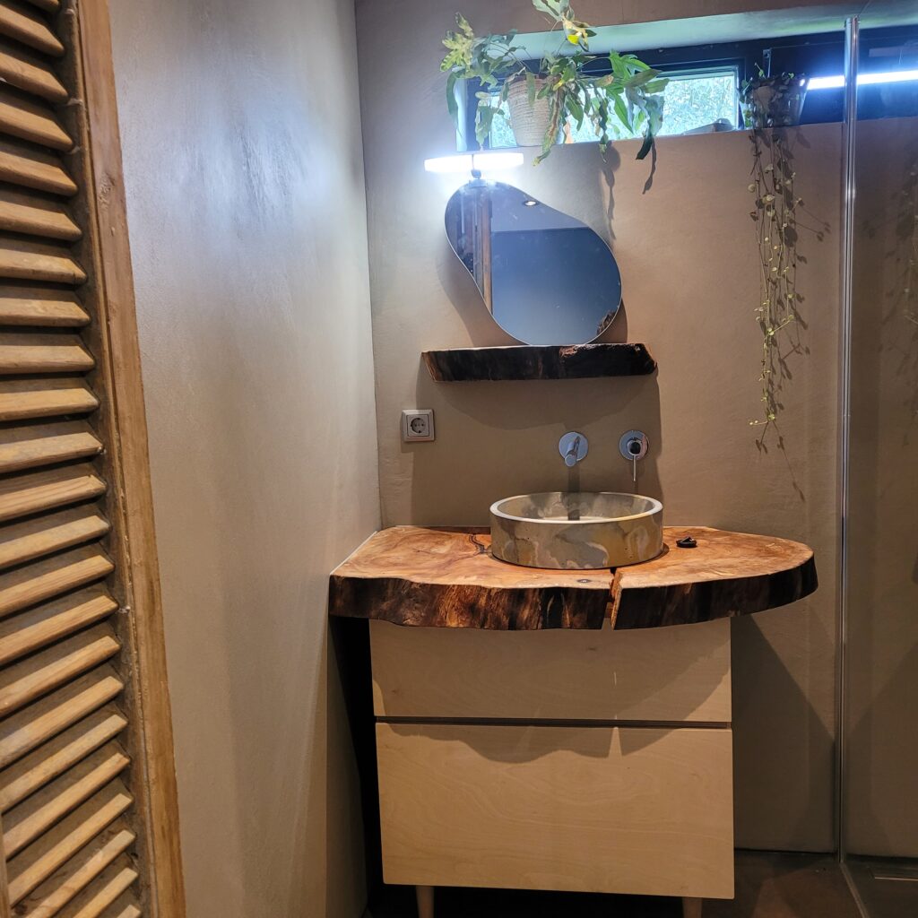 Deze afbeelding heeft een leeg alt-attribuut; de bestandsnaam is 20231010_162749-1024x1024.jpg